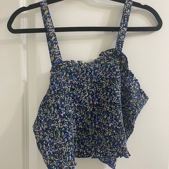 Crop top - Picture 1 of 1